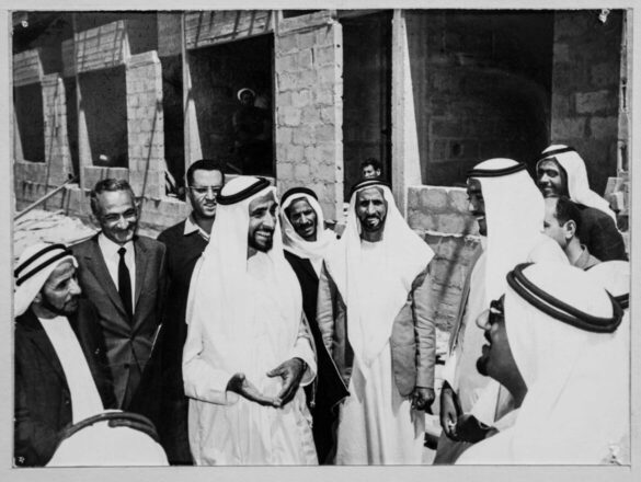 Sheikh Zayed bin Sultan Al Nahyan (fourth from left), the ruler of Abu Dhabi from 1966 until 2004, tours the construction site of Abu Dhabi’s modern souks as designed and managed by Dr. Makhlouf (second from left). The souks have since been demolished and replaced by the Central Market complex designed by Foster + Partners. Photograph courtesy of Abdulrahman Makhlouf.